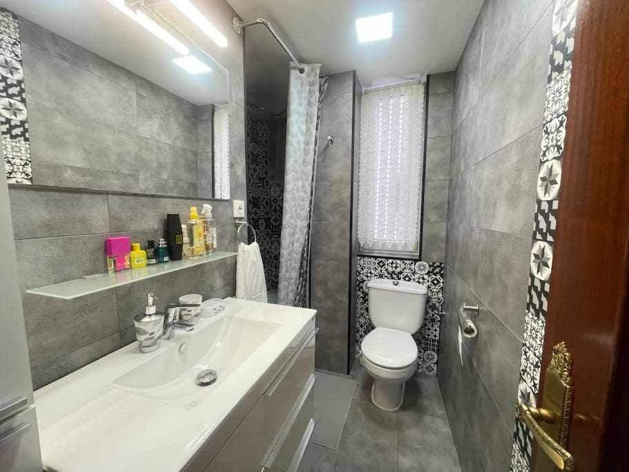 דירות ברמאו Goiz Etxea Acogedor Piso En La Parte Antigua מראה חיצוני תמונה