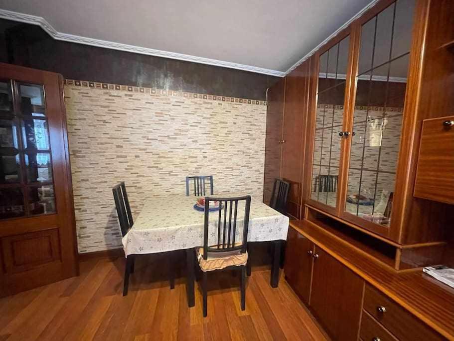 דירות ברמאו Goiz Etxea Acogedor Piso En La Parte Antigua מראה חיצוני תמונה